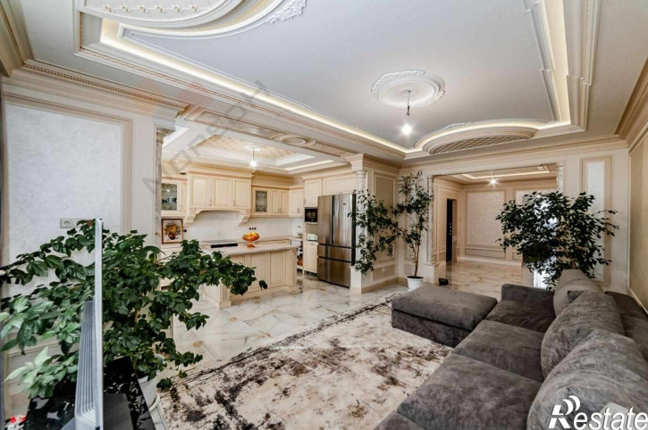 4-комн квартира Дальняя ул, 8к1
