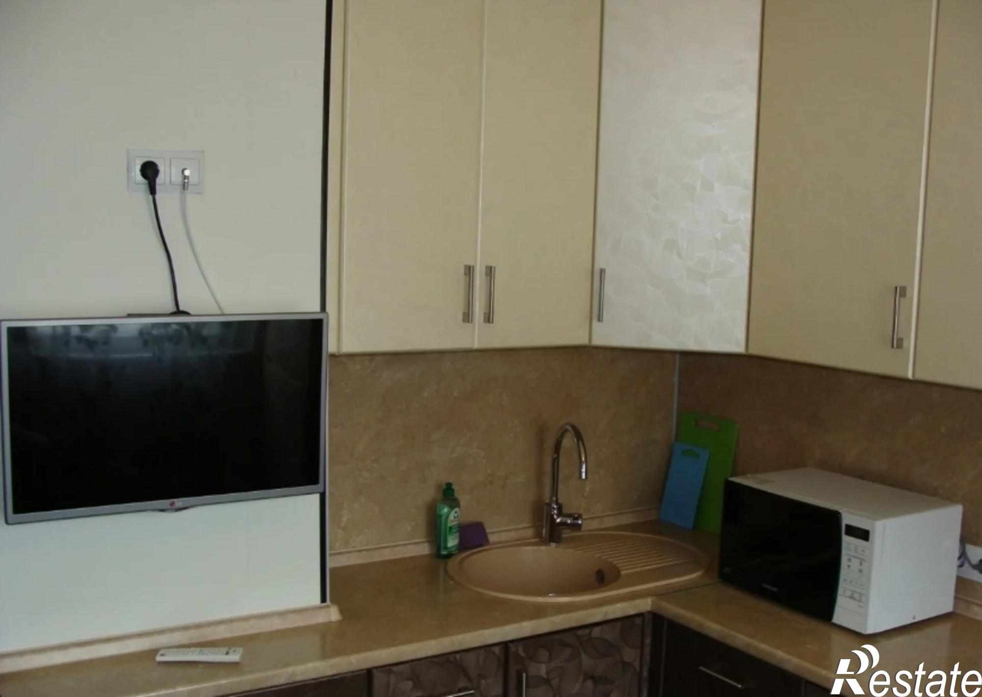 Сдать квартиру за 16 000 рублей на Революционная улица, 56