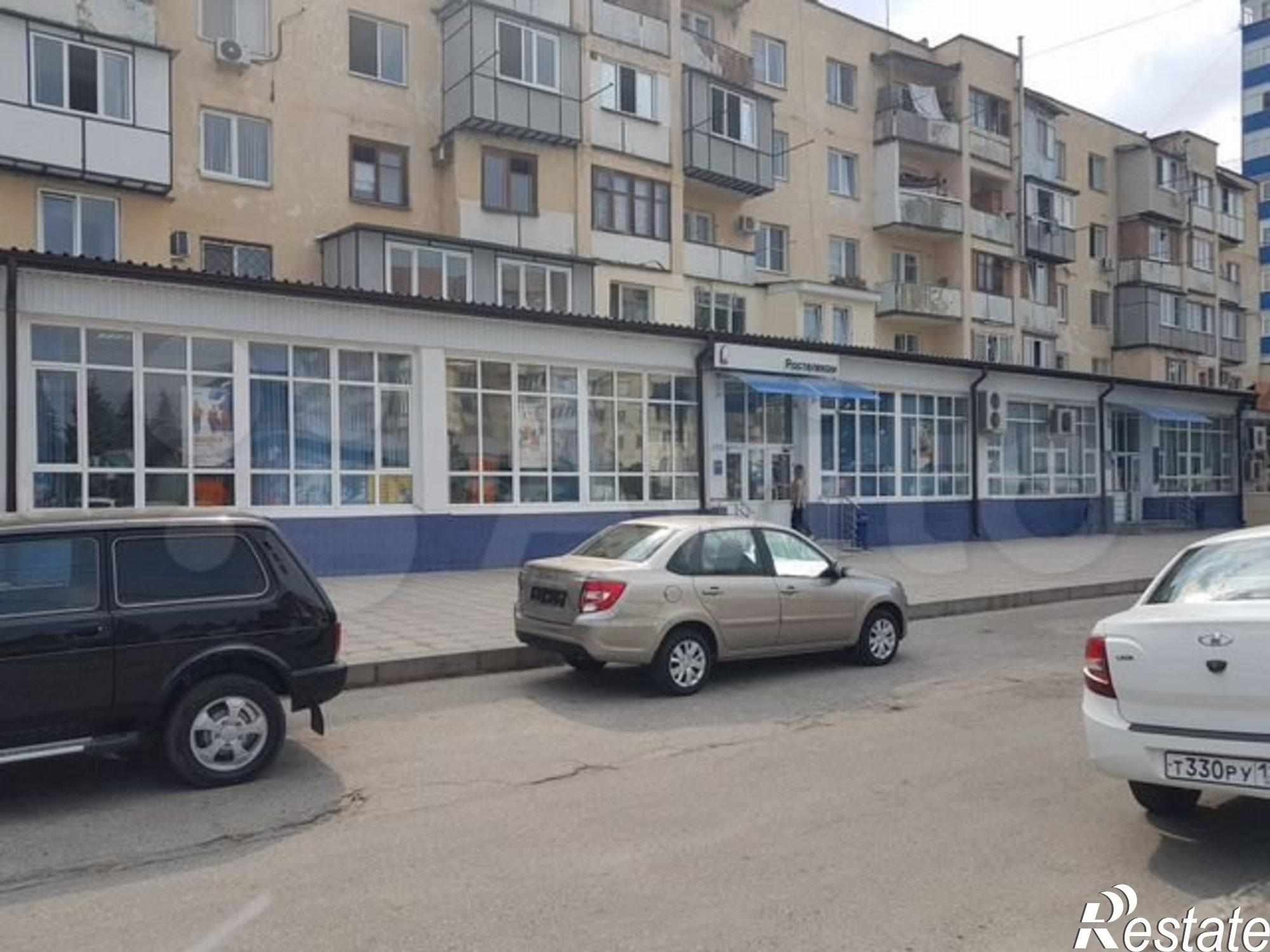 Купить торговое помещение за 24 000 000 рублей на проспект Кулиева, 17