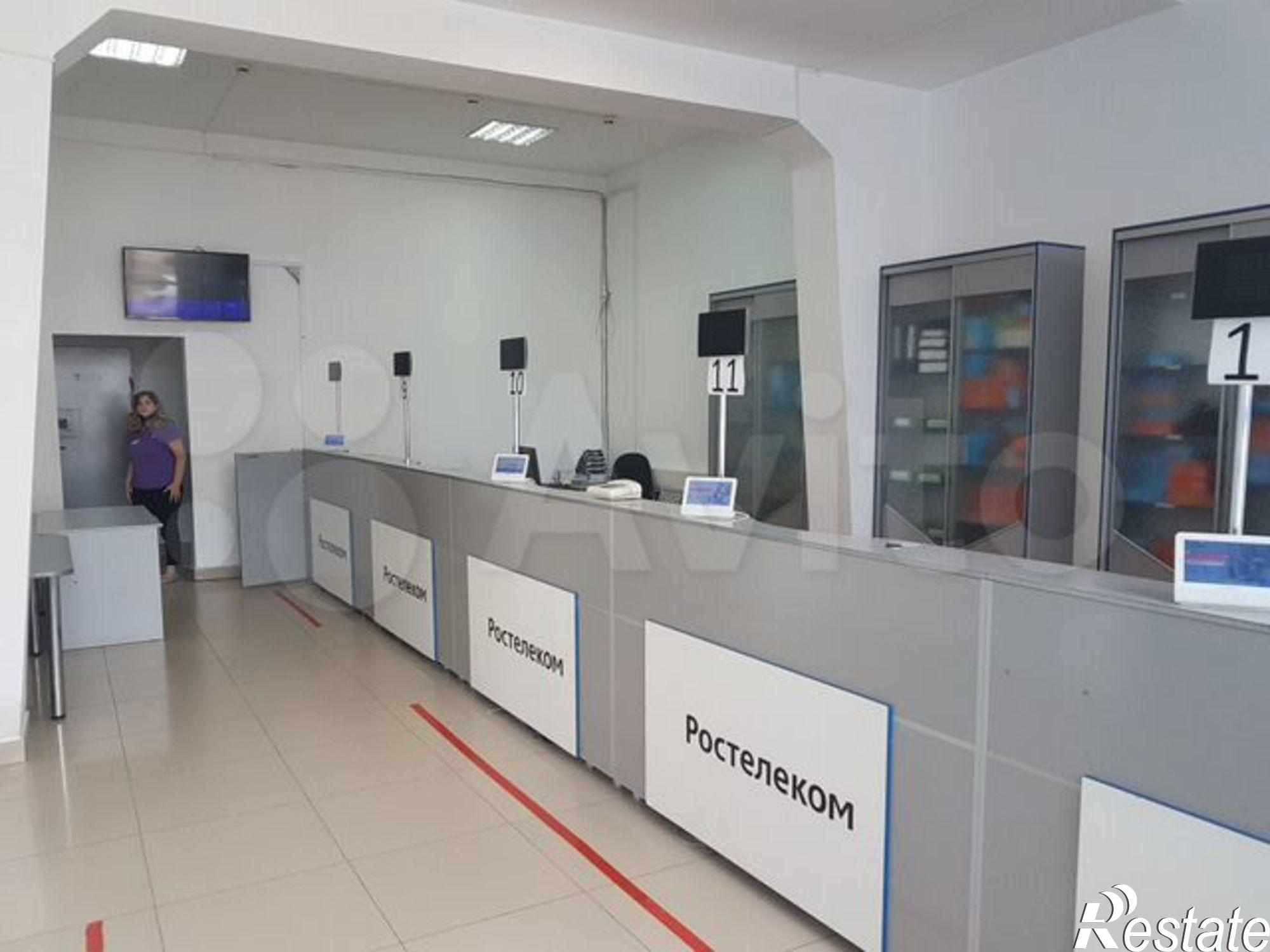 Купить торговое помещение за 24 000 000 рублей на проспект Кулиева, 17