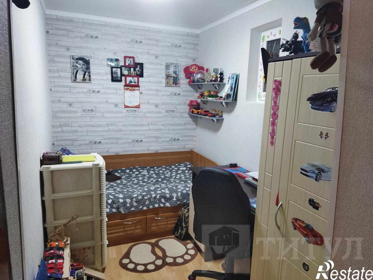 4-комн квартира Нахичевань, 8-я линия