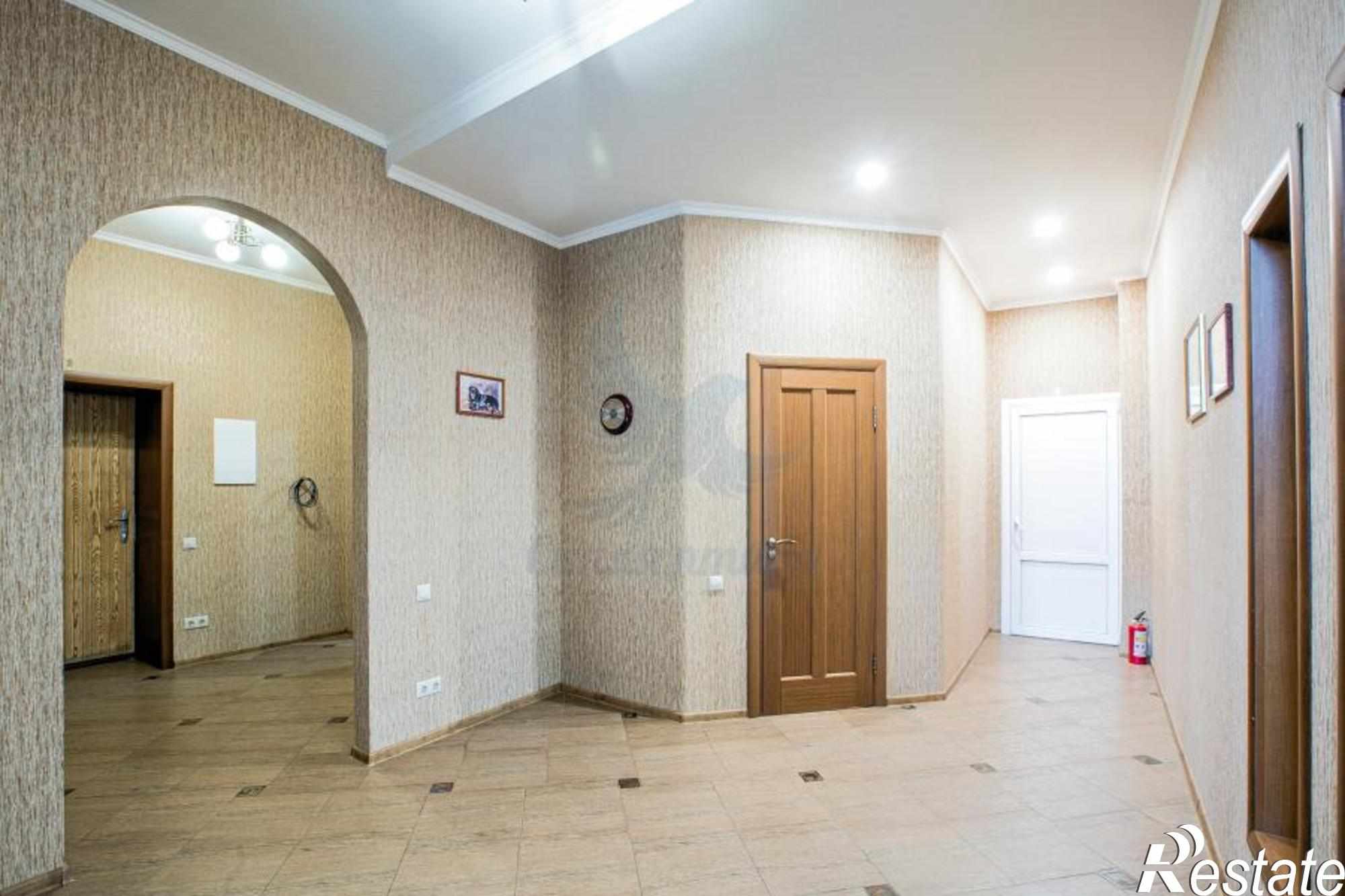 Купить дачу, дом, коттедж за 48 000 000 рублей на Новоподклетное
