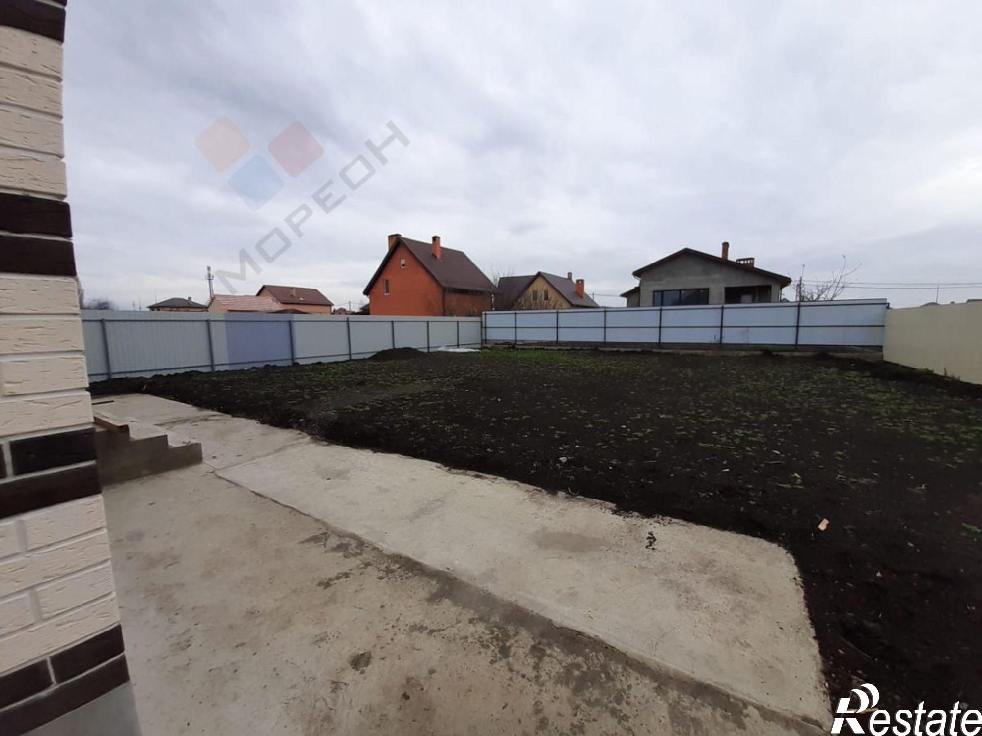 Купить дачу, дом, коттедж за 8 500 000 рублей на Новосёлов ул (Индустриальный п), 15