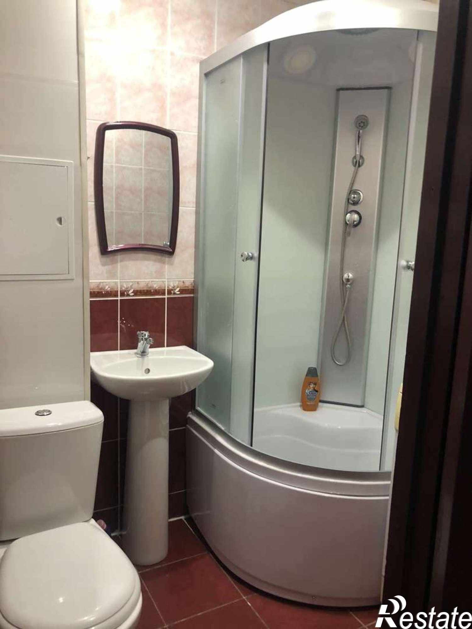 Сдать квартиру за 27 000 рублей на Гагарина улица, 64