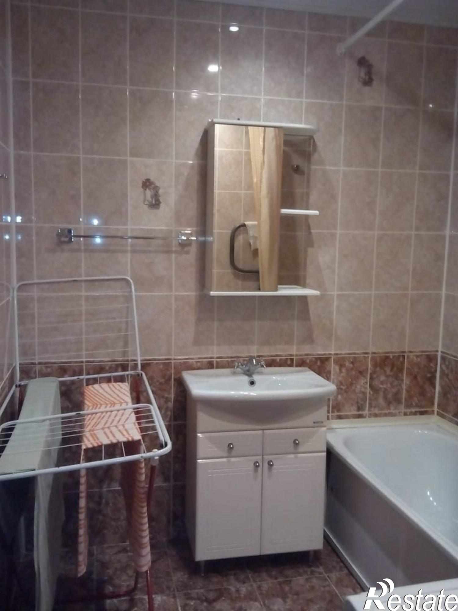 Сдать квартиру за 18 000 рублей на Черемшанская улица, 143