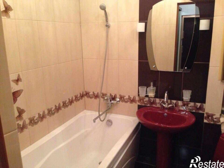 3-комн квартира Ташкентская улица, 100