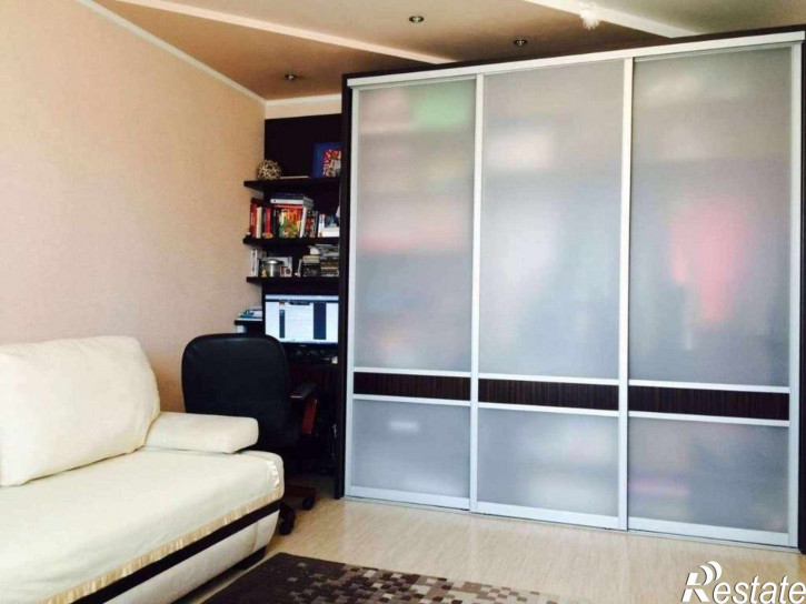 3-комн квартира Ташкентская улица, 100