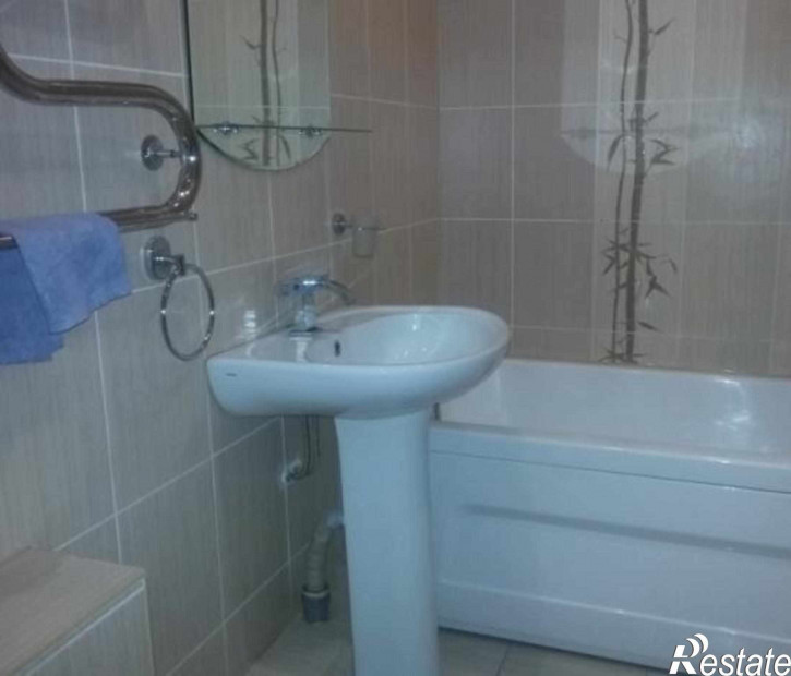 2-комн квартира Карла Маркса проспект, 209