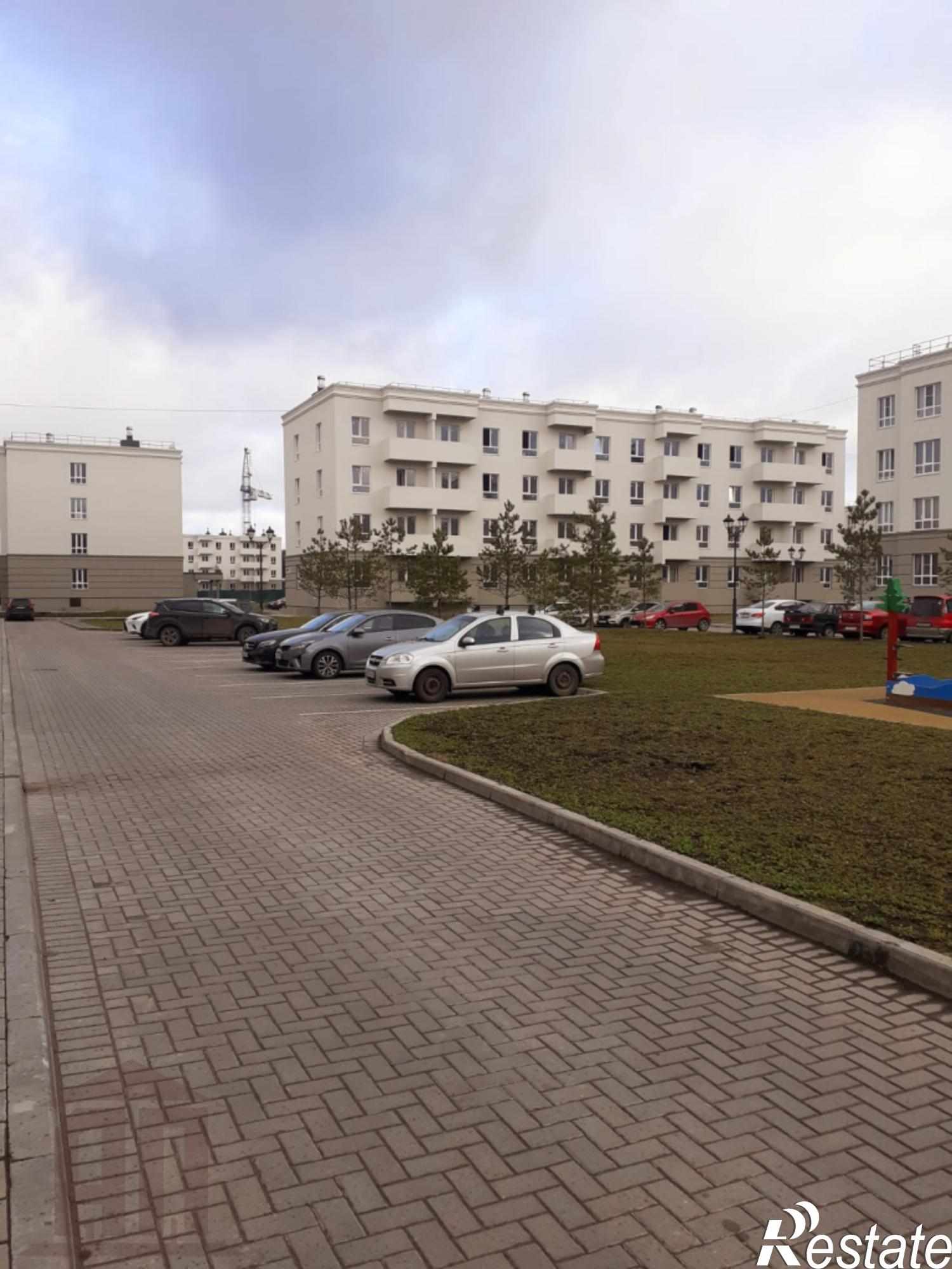Купить квартиру за 3 721 720 рублей на Медовая ул, 9