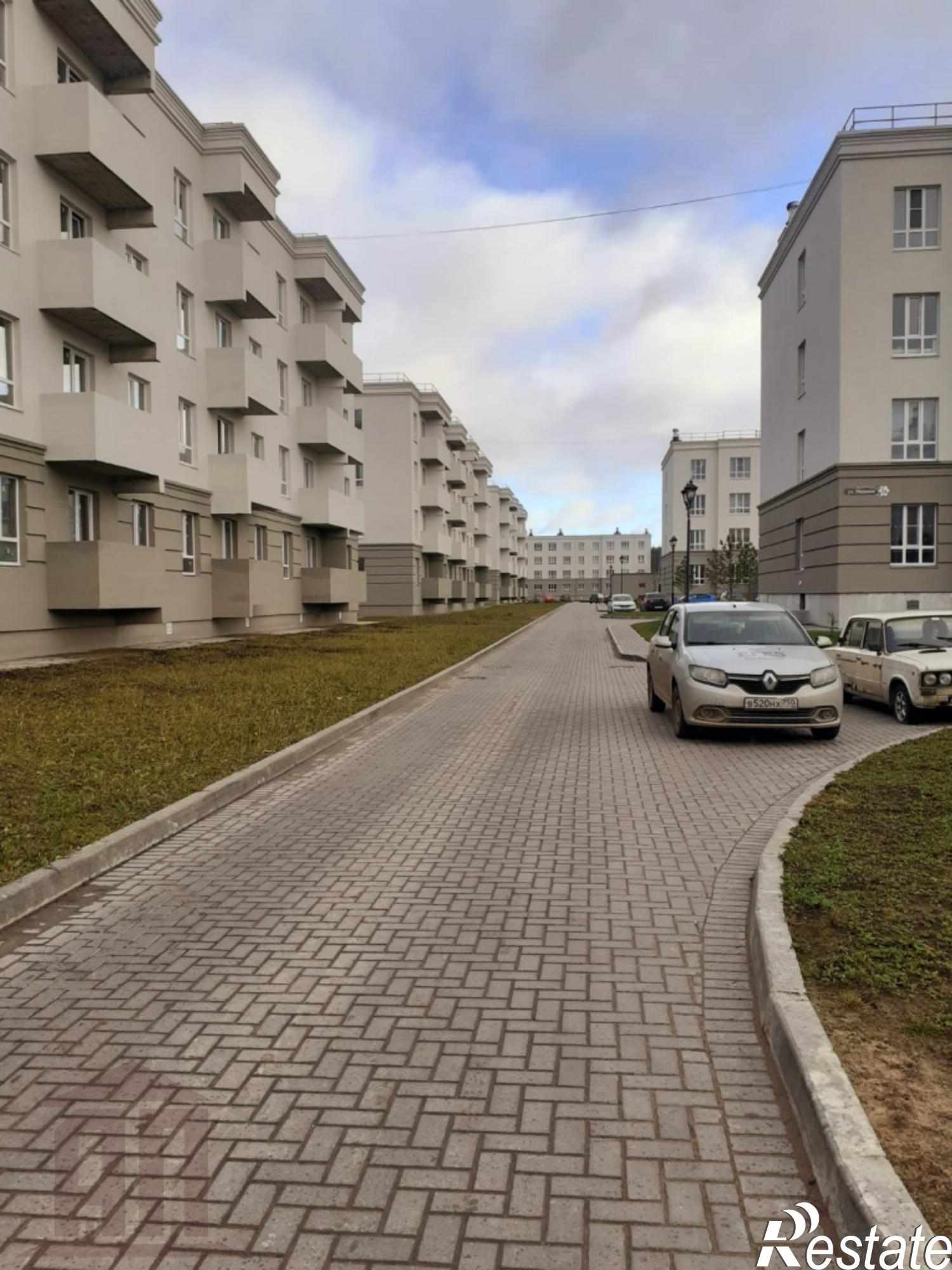 Купить квартиру за 3 721 720 рублей на Медовая ул, 9