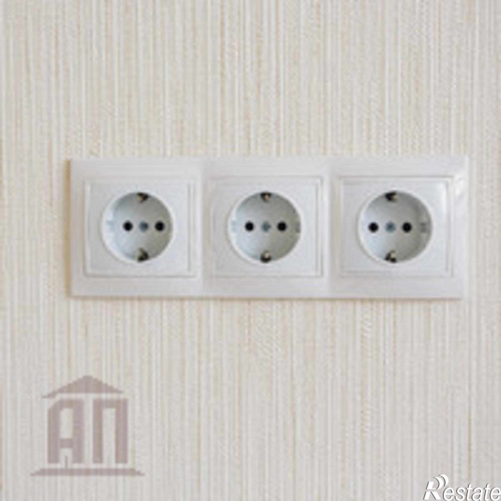 3-комн квартира Левитана ул, 4