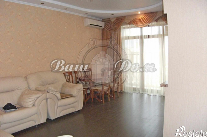 3-комн квартира ул. Малоземельская, 4