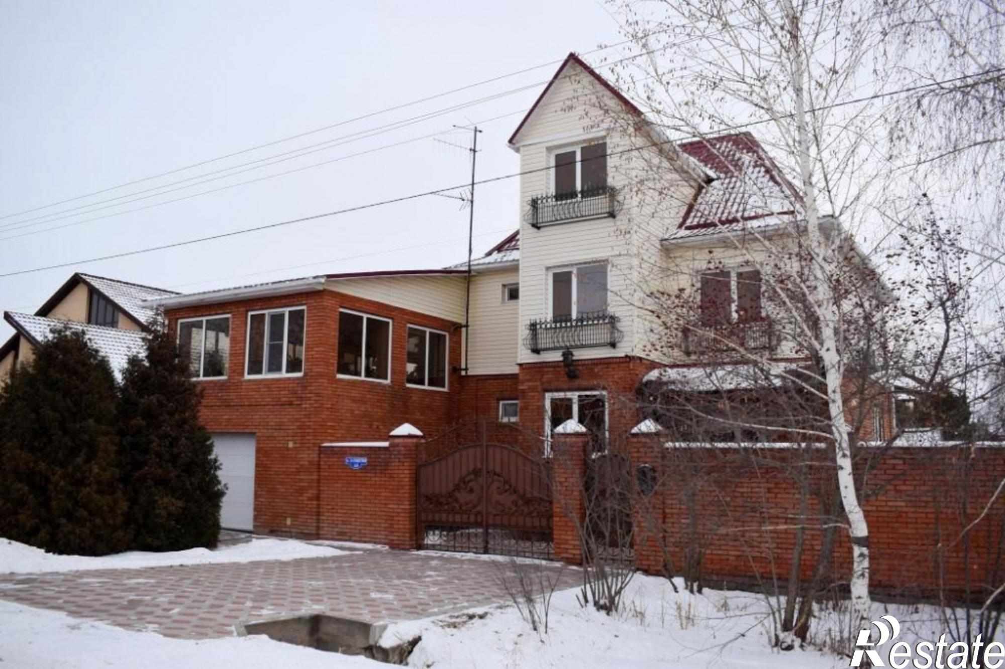 Купить дачу, дом, коттедж за 15 200 000 рублей на ул Рассветная 2-я