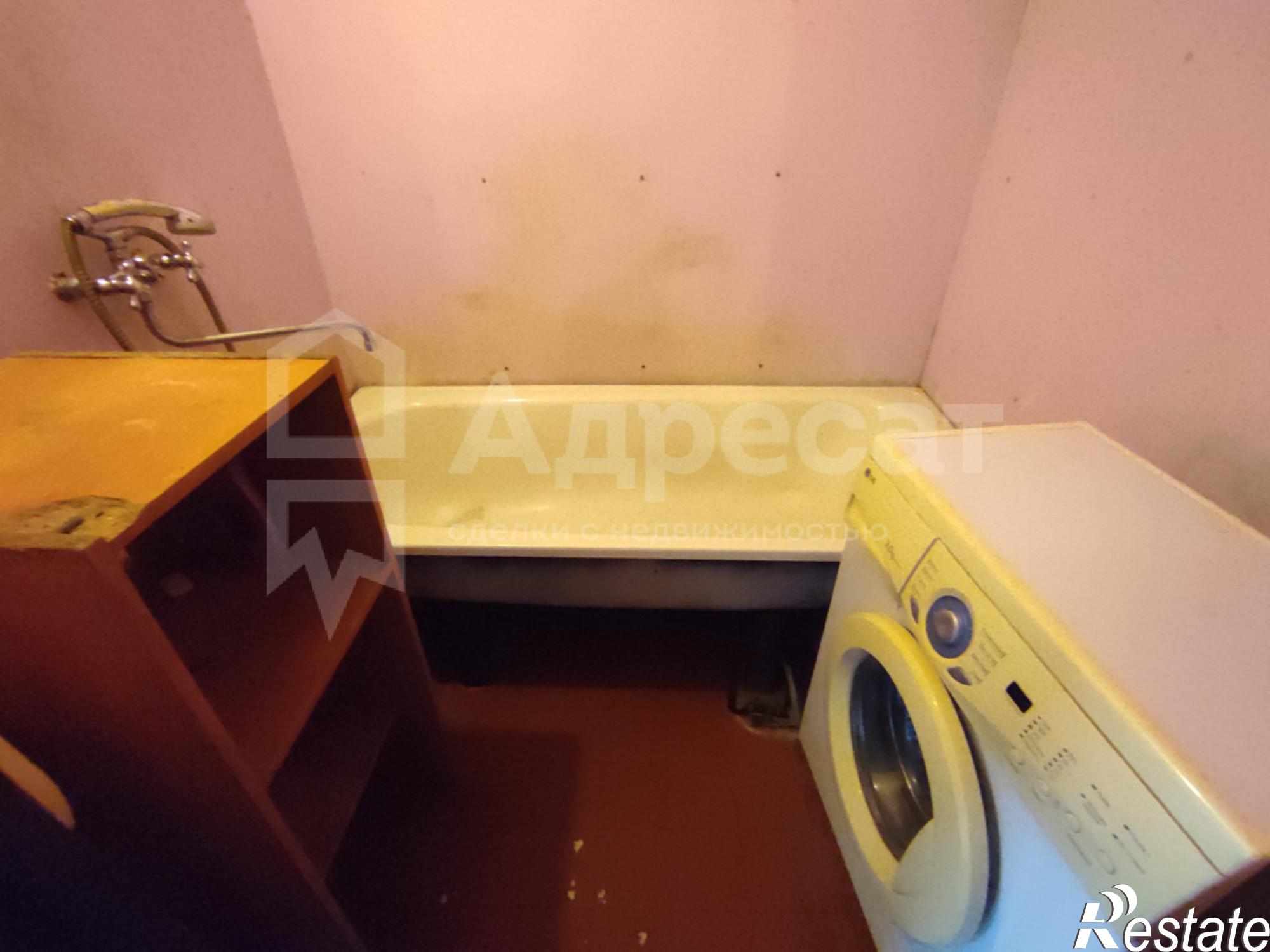 Сдать квартиру за 13 000 рублей на ул. Рихарда Зорге,  д.49