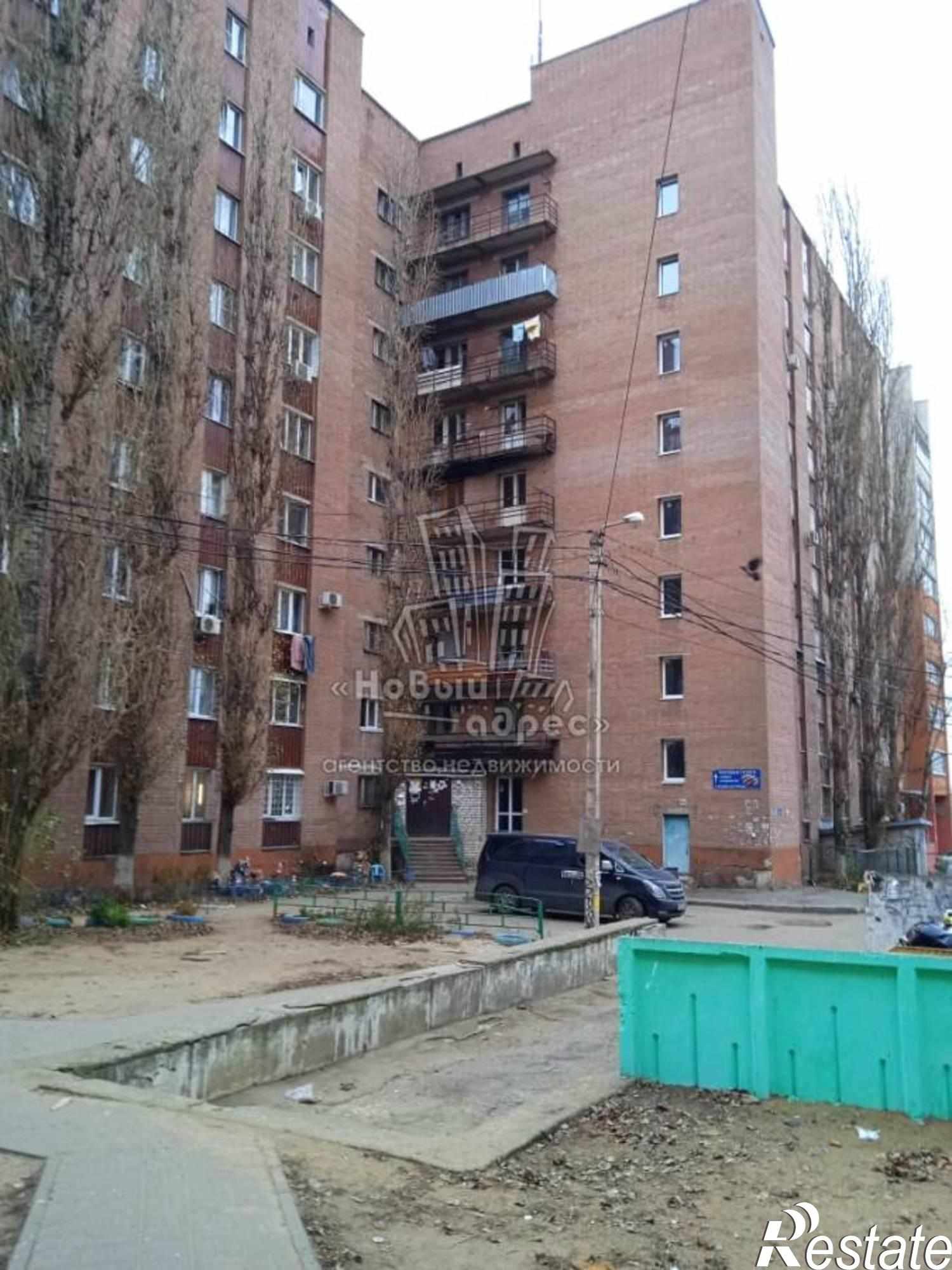Купить комнату за 520 000 рублей на Коминтерновский