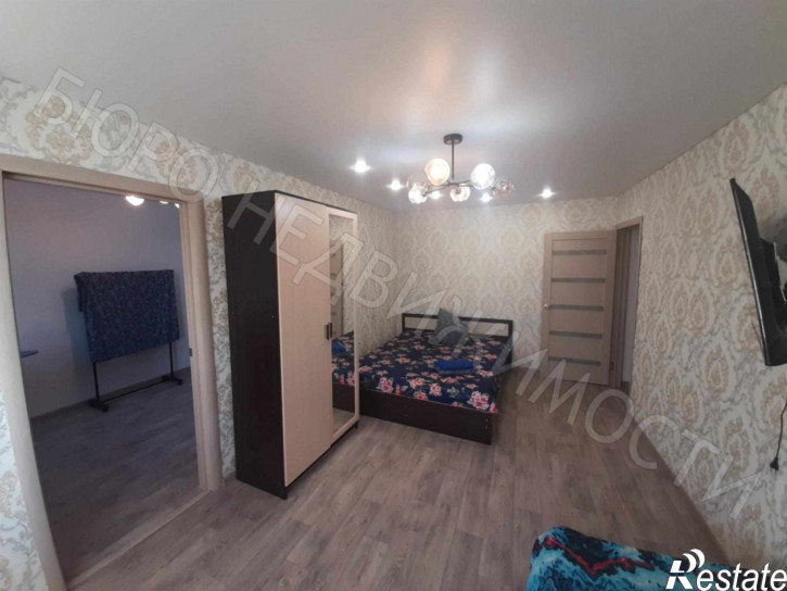 3-комн квартира Титова пер, 7