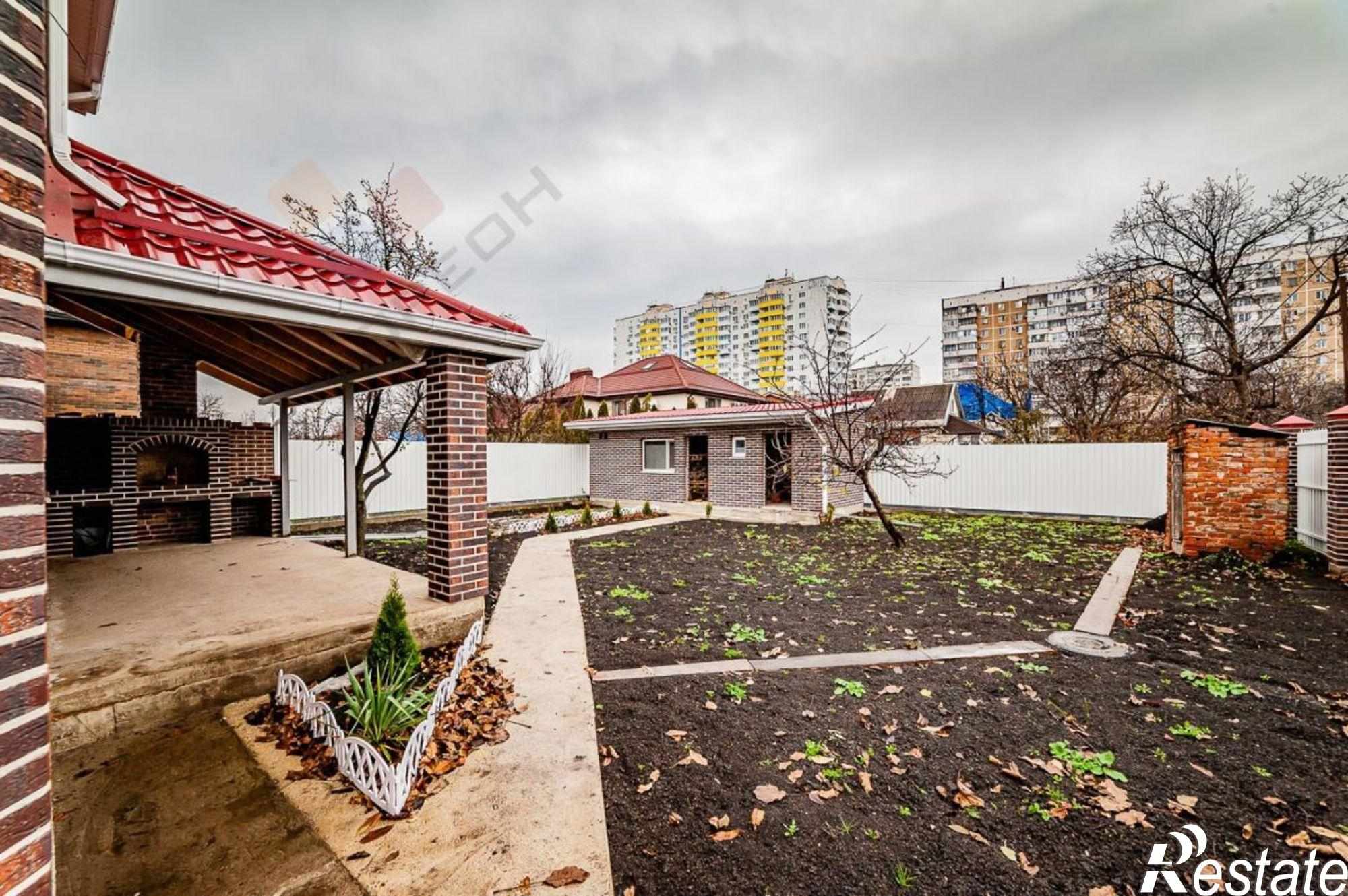 Купить дачу, дом, коттедж за 19 800 000 рублей на 3-я Дорожная улица, 45