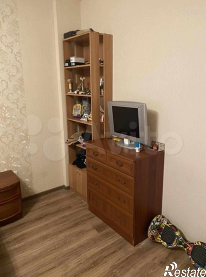 2-комн квартира ушинского улица, 101