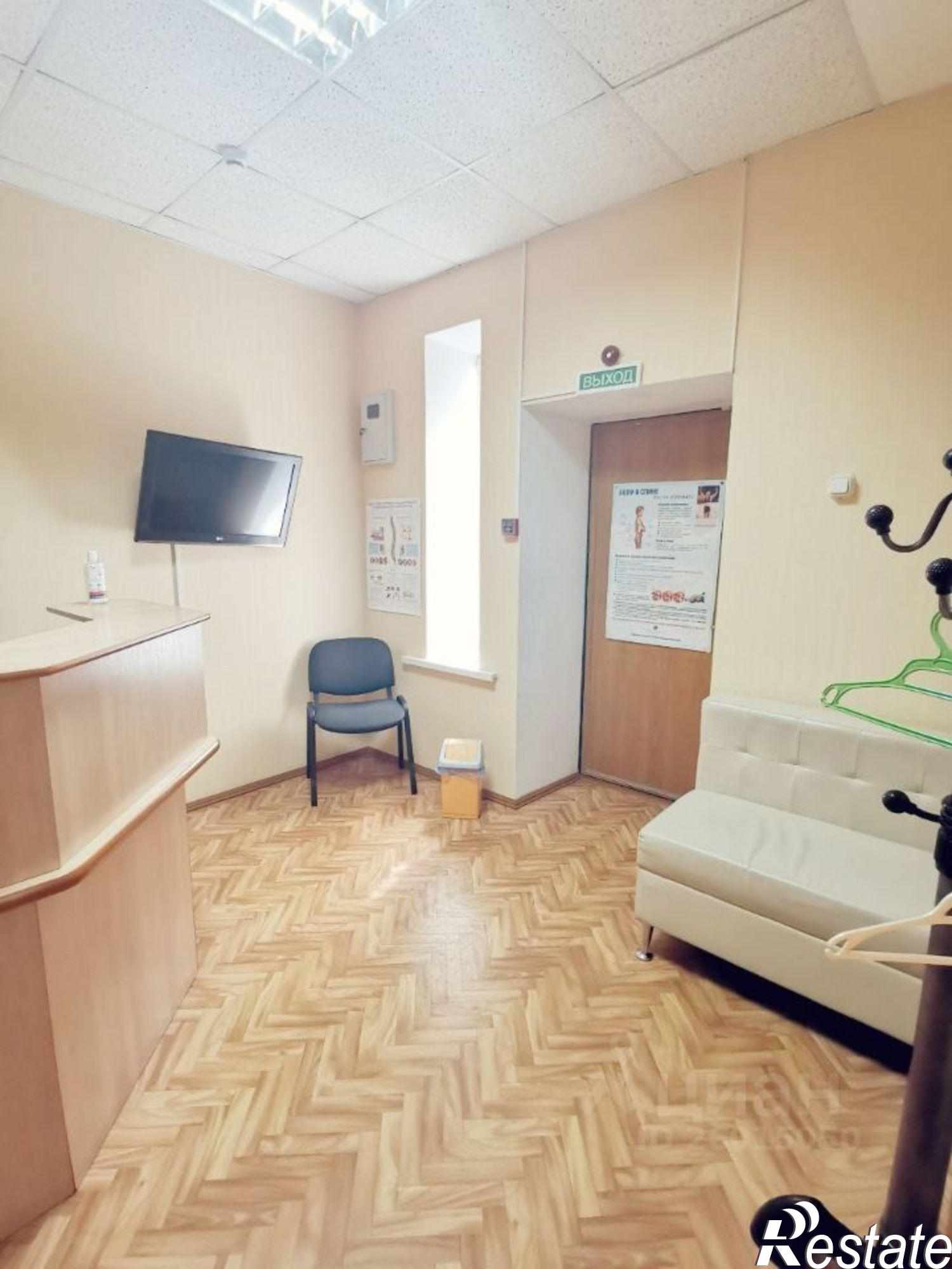 Купить офис, помещение под офис за 2 850 010 рублей на Находкинский проспект, 84