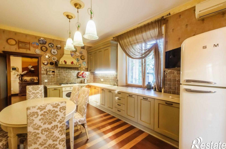 Коттедж/дом Гранный