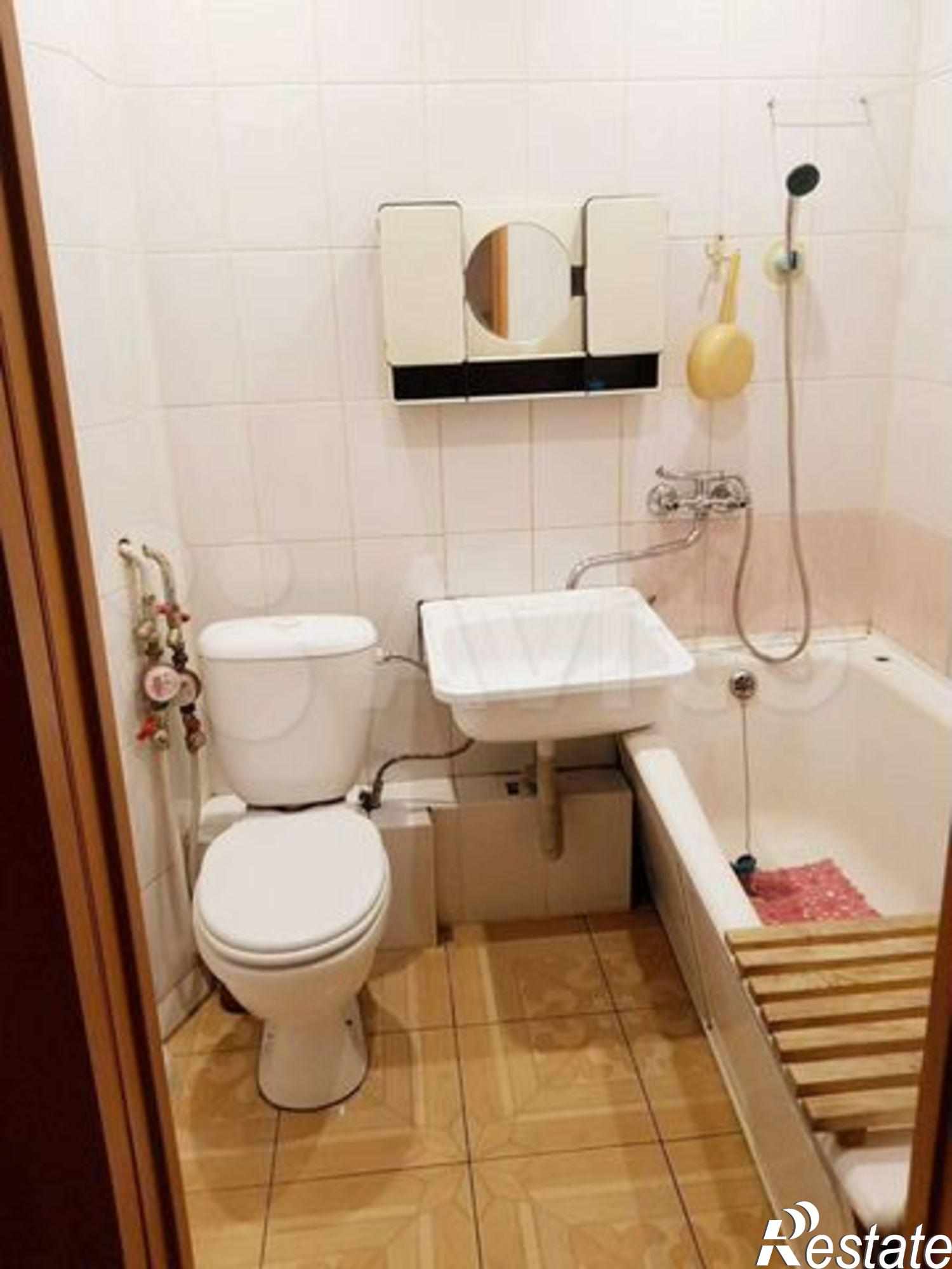 Сдать квартиру за 10 000 рублей на Весенняя улица, 10