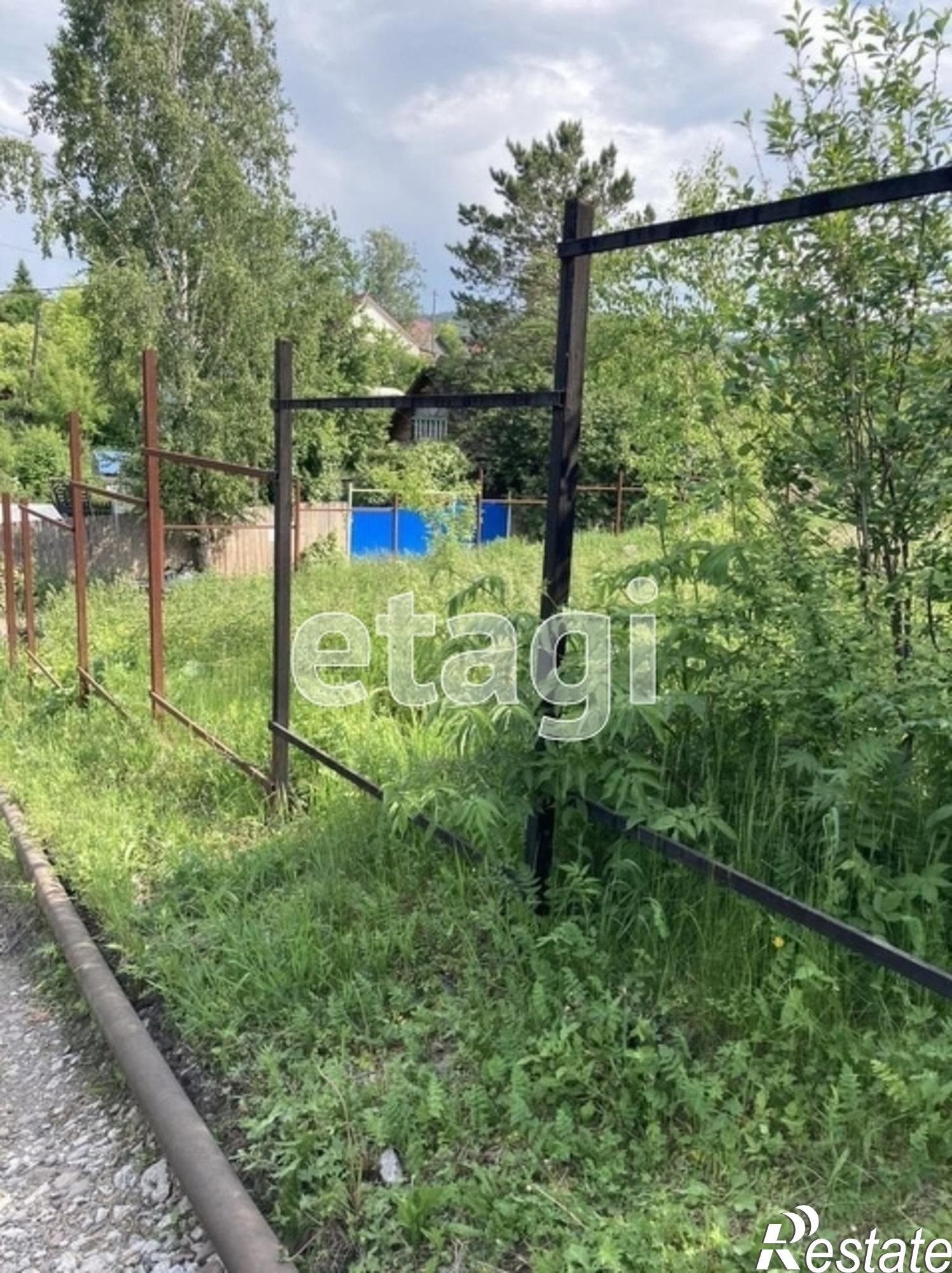 Купить дачу, дом, коттедж за 455 000 рублей на Array