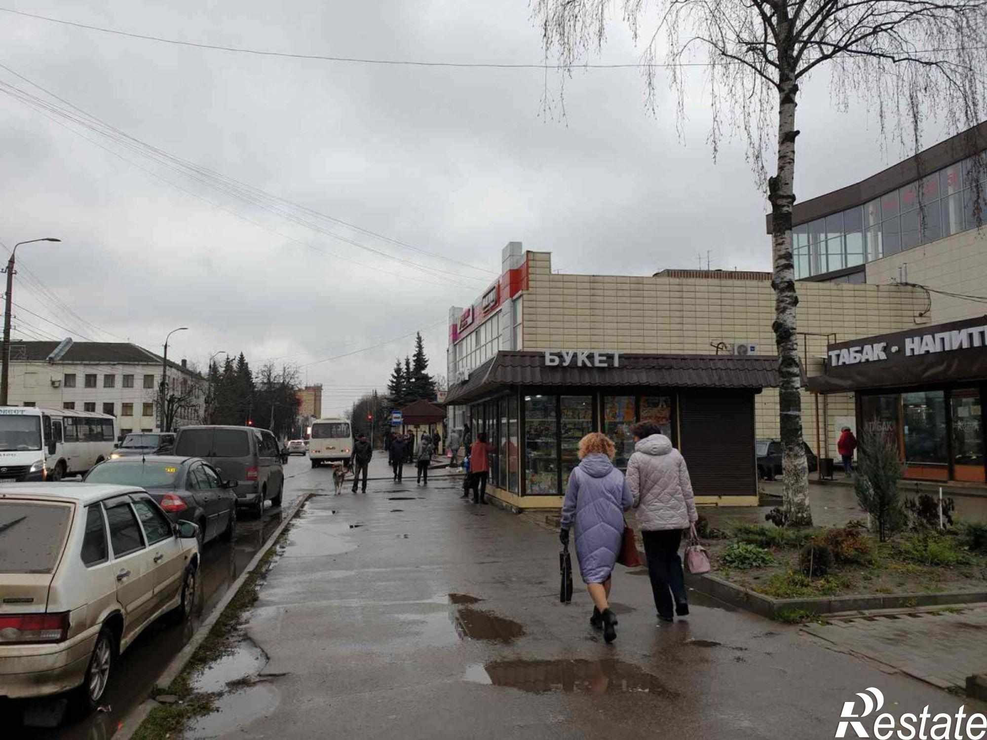 Сдать торговое помещение за 315 000 рублей на Ленина ул, 18