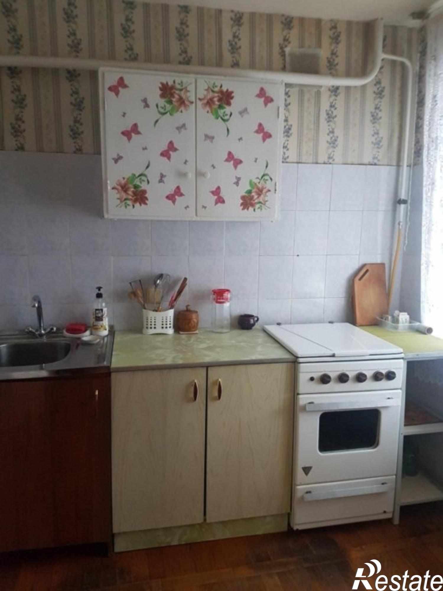 Сдать квартиру за 12 000 рублей на Горького ул, 77А