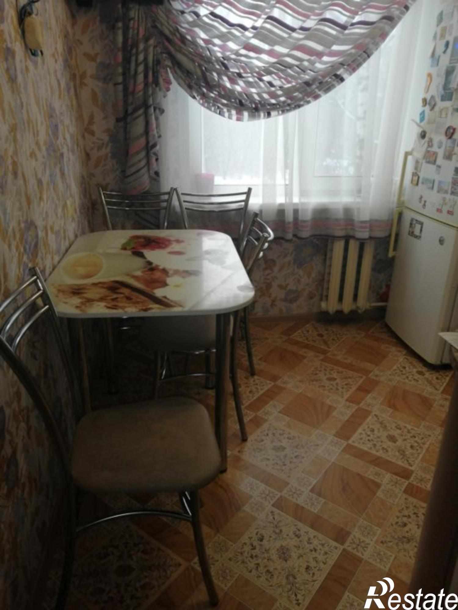Сдать квартиру за 15 000 рублей на Комиссарова ул, 59