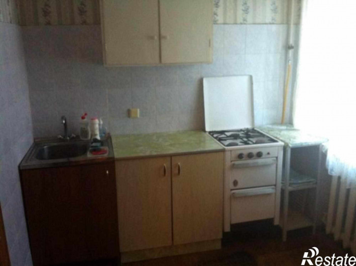 2-комн квартира Горького ул, 77А