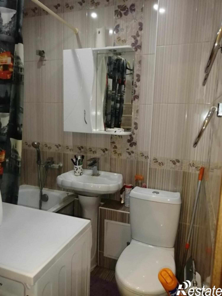 2-комн квартира Комиссарова ул, 59