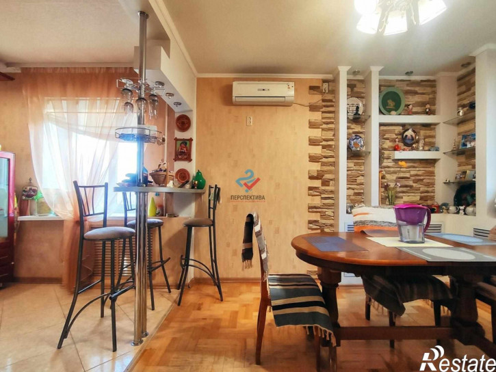 5-комн квартира Красная улица, 64А