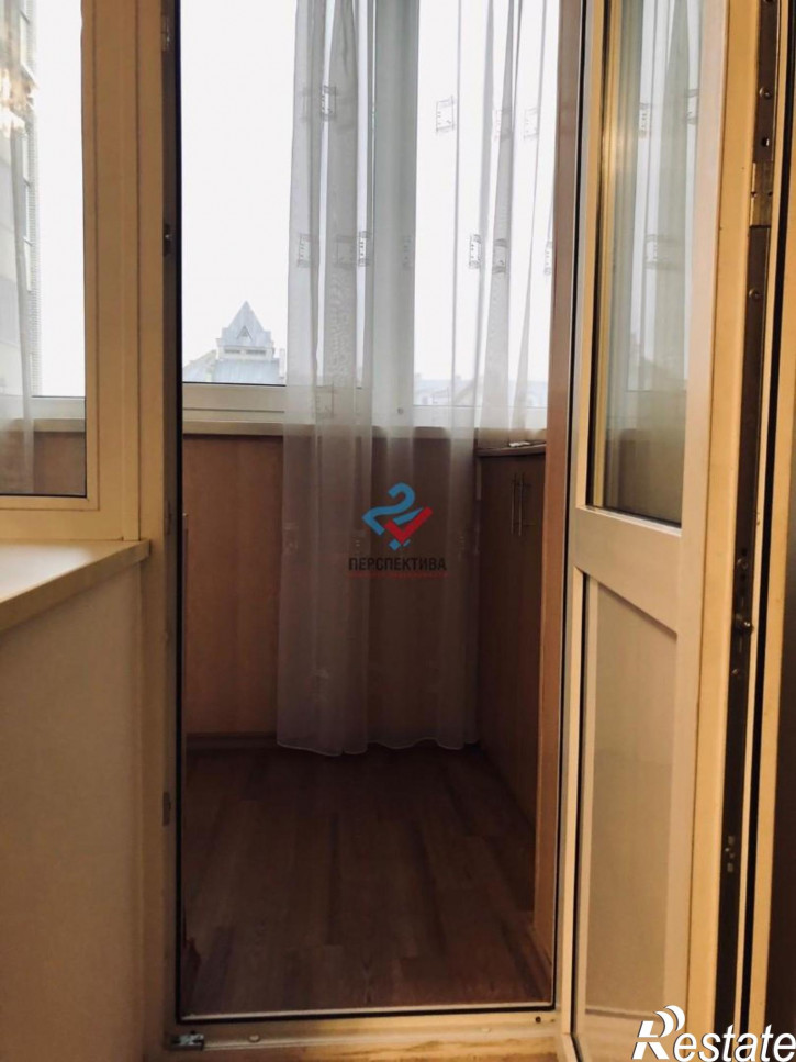 2-комн квартира проспект Строителей, 5
