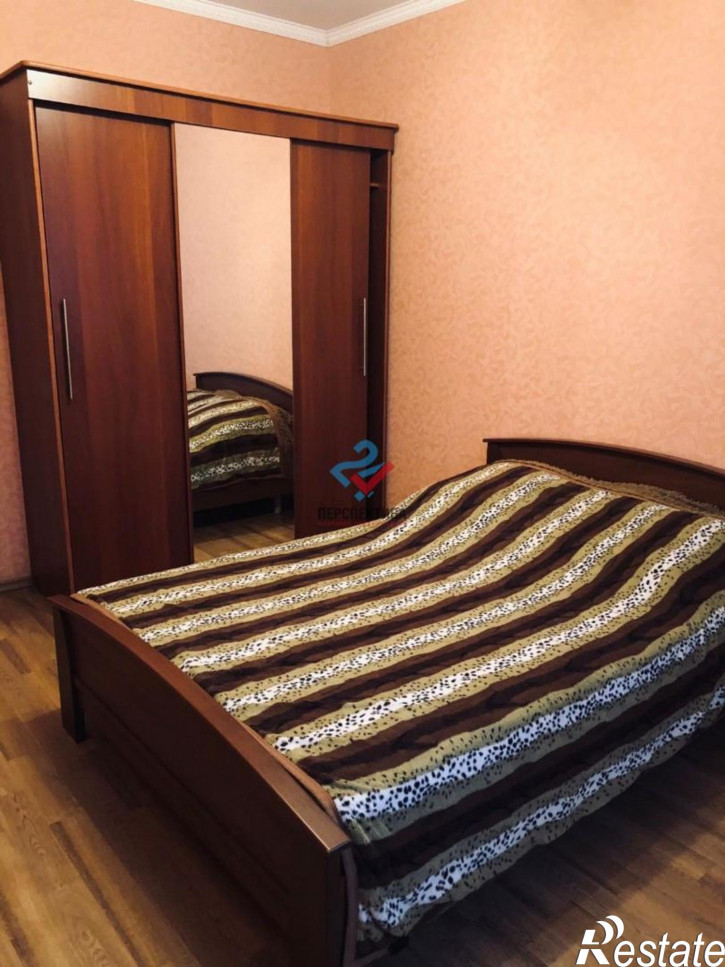 2-комн квартира проспект Строителей, 5