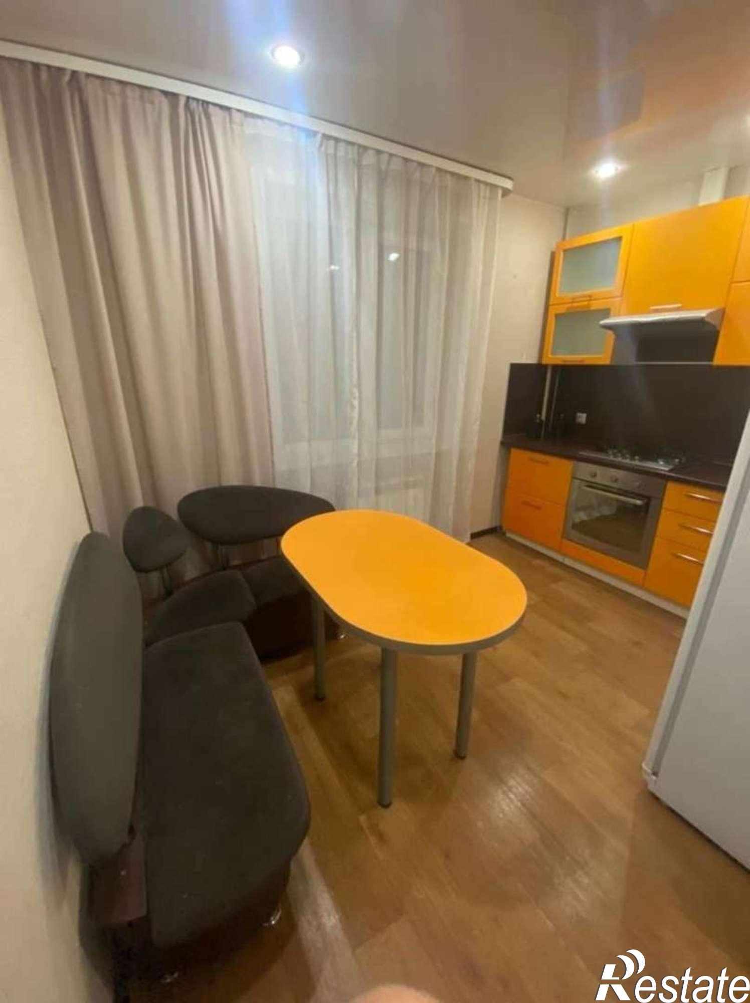 Сдать квартиру за 14 000 рублей на Тополей улица, 9