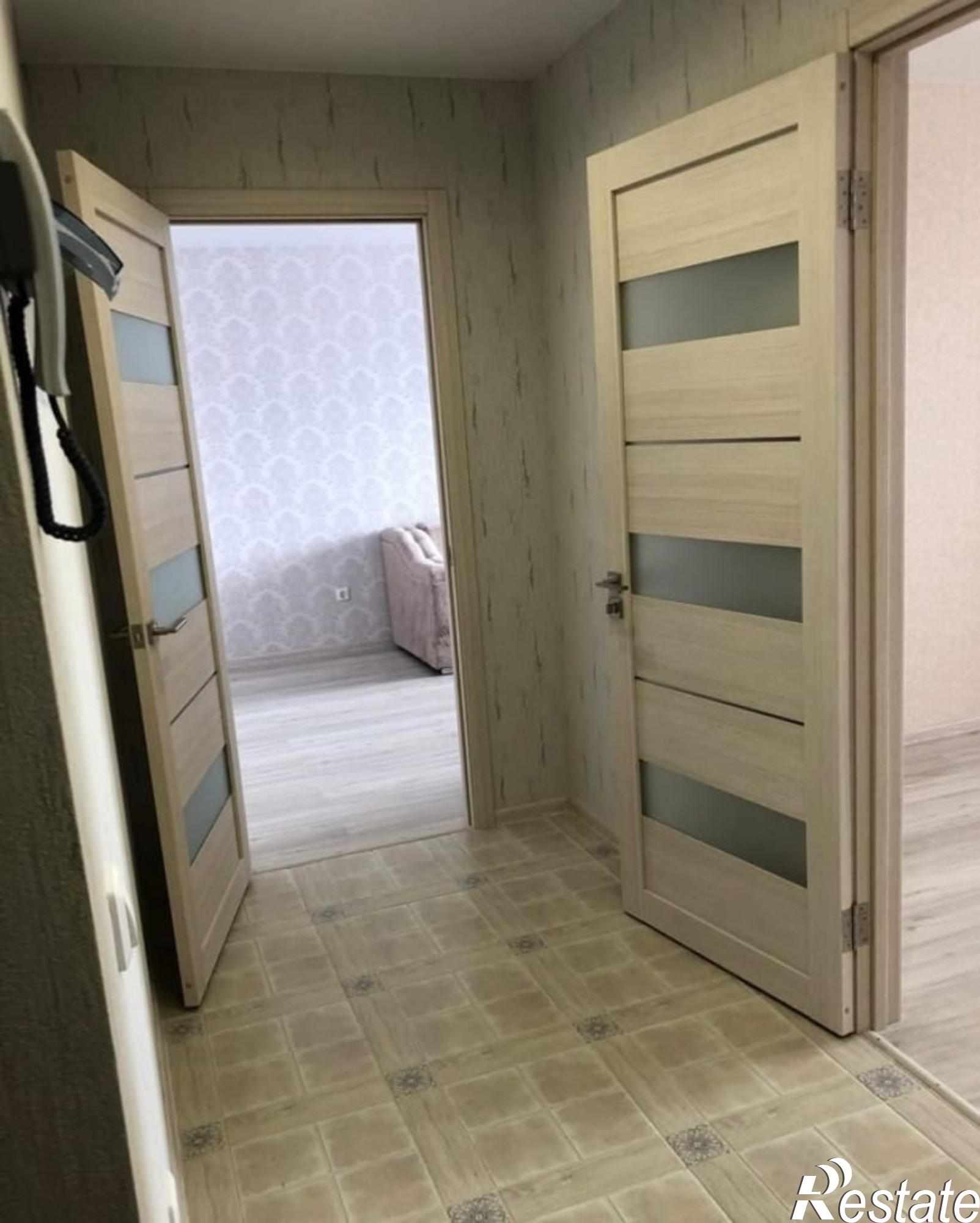 Сдать квартиру за 14 000 рублей на Металлистов улица, 14