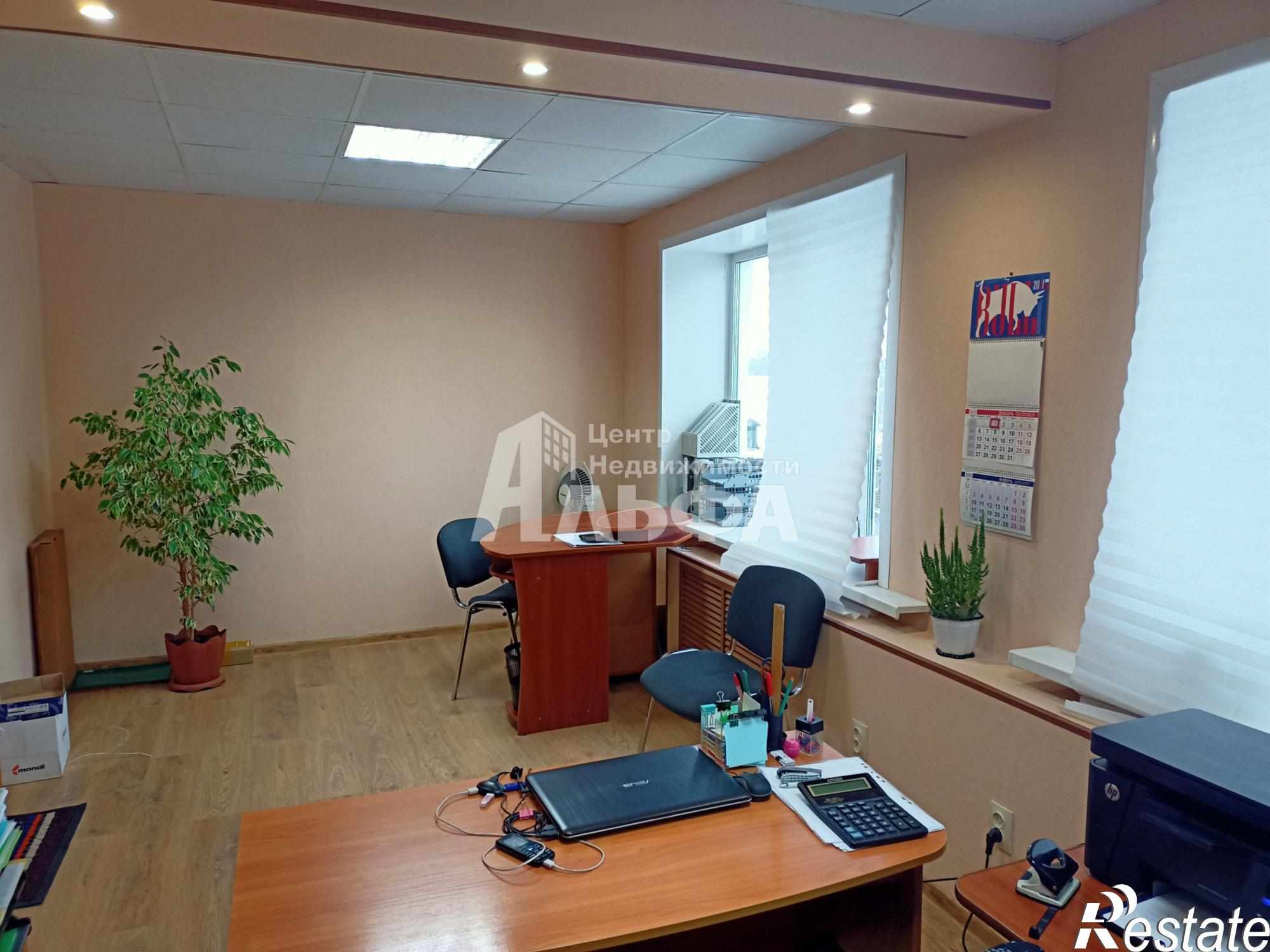 Купить офис, помещение под офис за 350 000 рублей на Комсомольская улица, 63