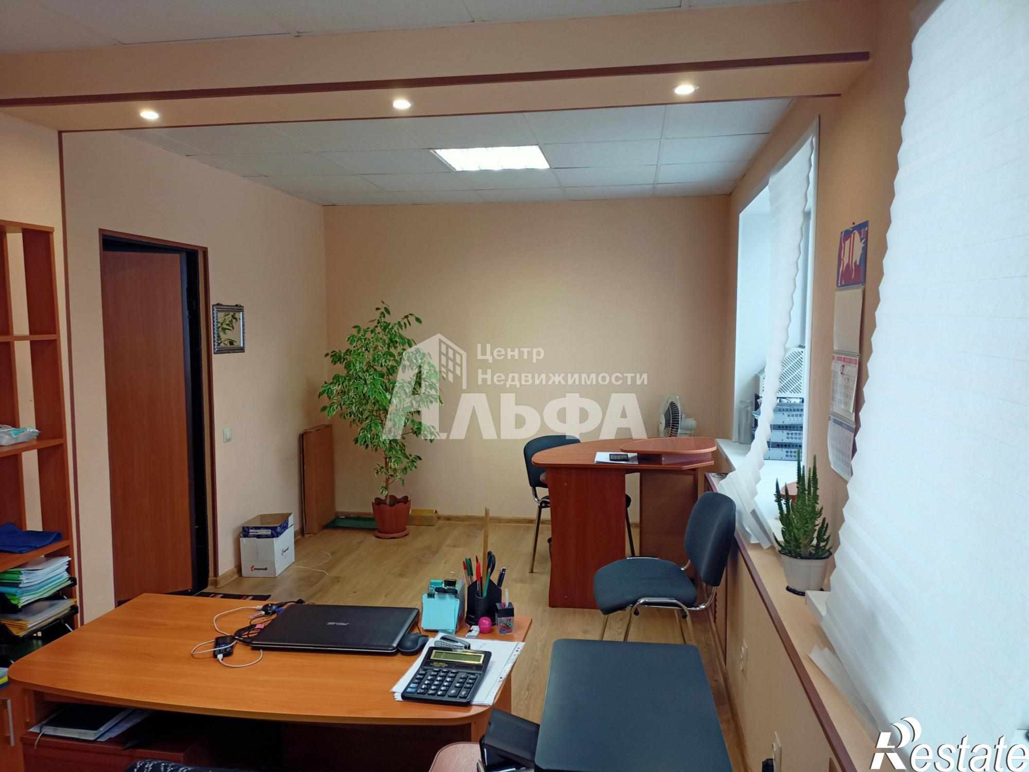 Купить офис, помещение под офис за 350 000 рублей на Комсомольская улица, 63