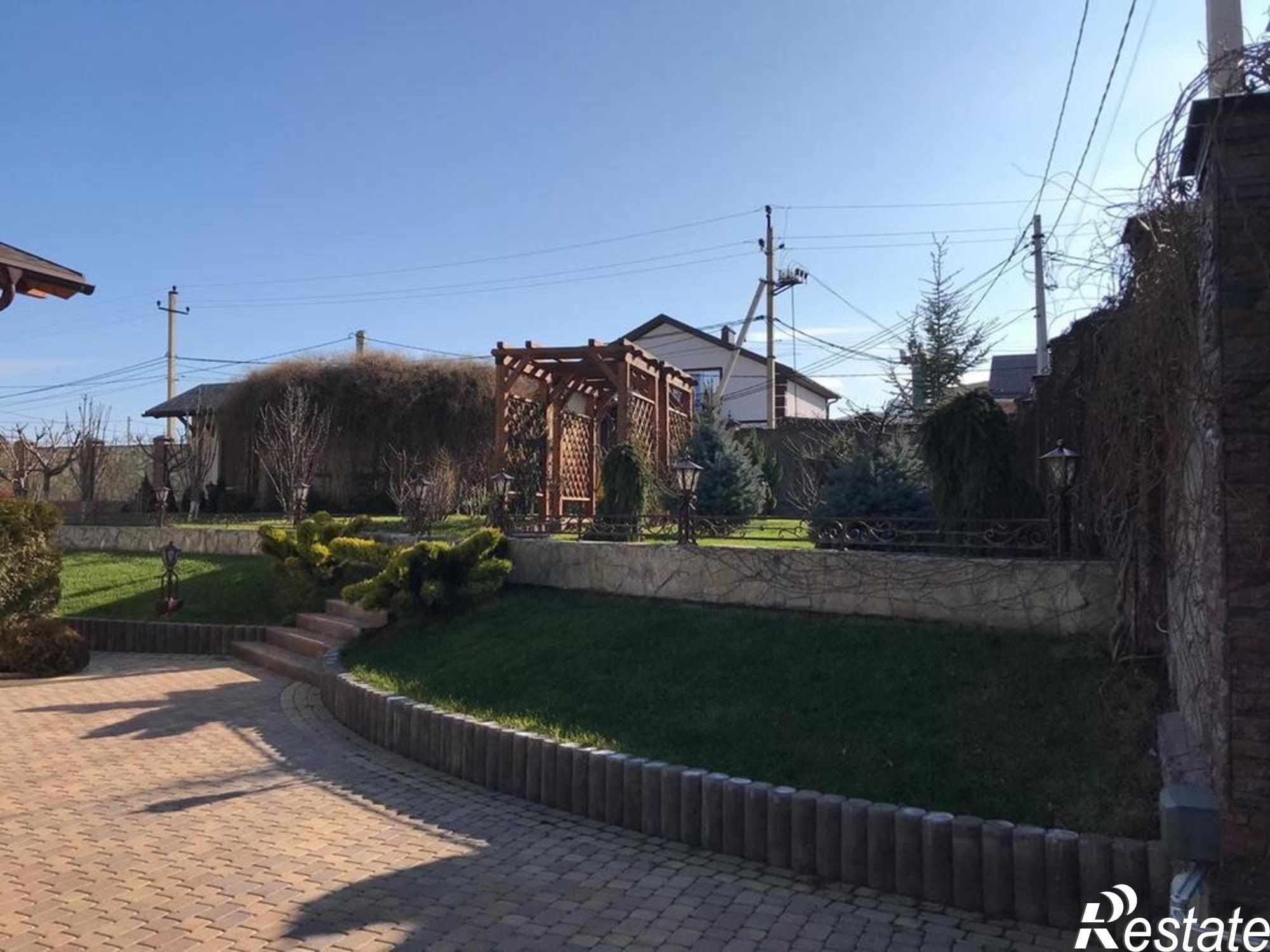 Купить дачу, дом, коттедж за 82 400 000 рублей на Удачная улица