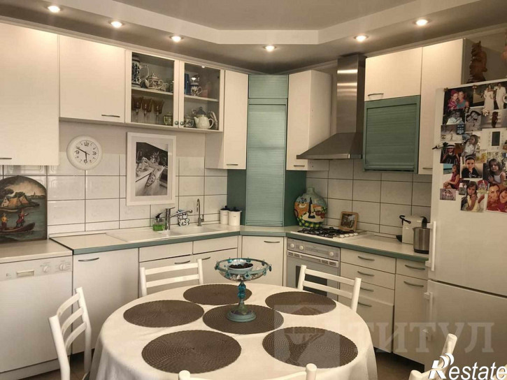3-комн квартира Центр, Юфимцева