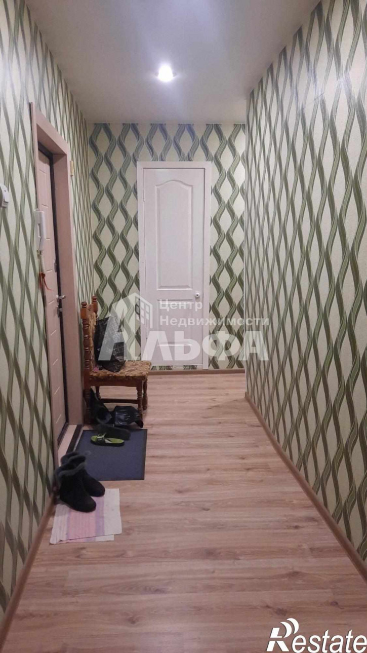 2-комн квартира Октябрьский проспект, 1