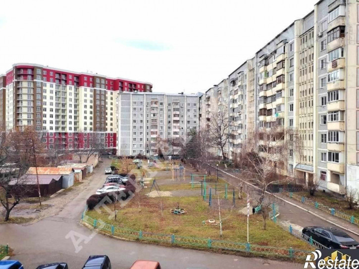 3-комн квартира Победы пр-т.