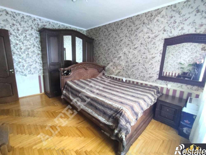 3-комн квартира Победы пр-т.
