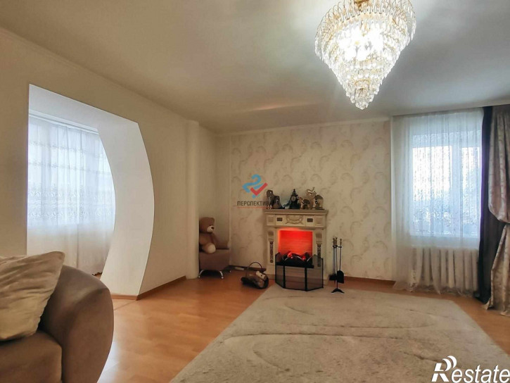 3-комн квартира улица Ленина, 11