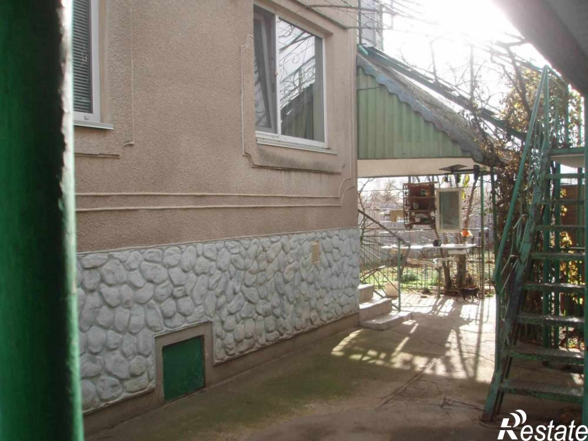 Купить дачу, дом, коттедж за 6 800 000 рублей на садоводческое некоммерческое товарищество Юг