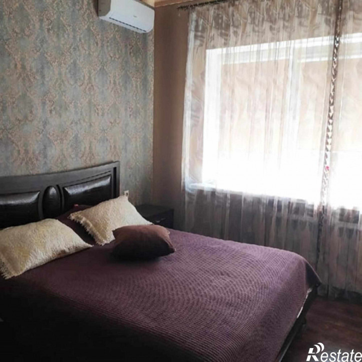 5-комн квартира Ахматовой, 7