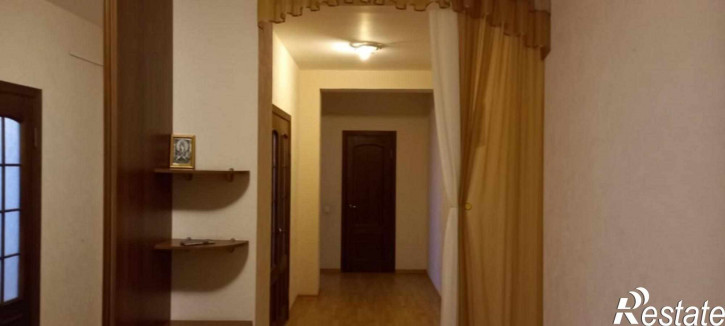 3-комн квартира Нахимова, 2