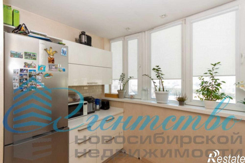 Продажа 3-комн квартиры ул. Кузьмы Минина,9/1