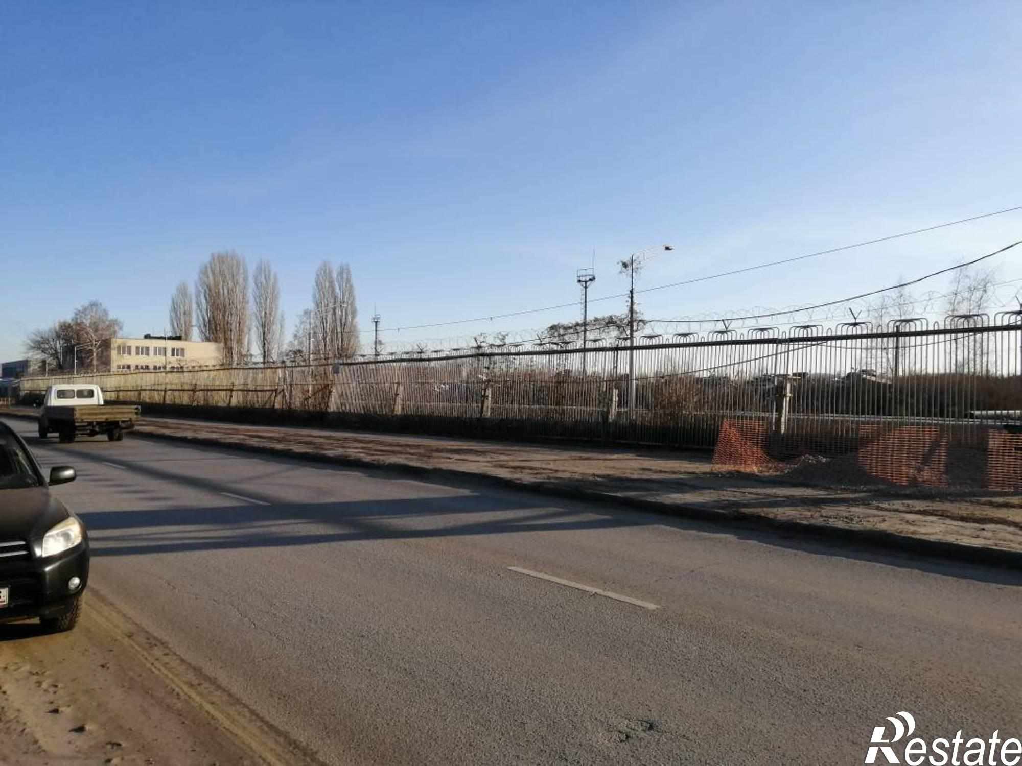 Сдать складское помещение за 300 000 рублей на Карла Маркса проспект, 495а