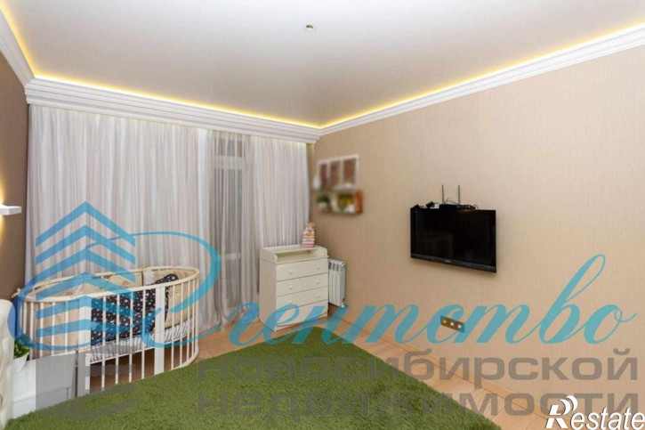 3-комн квартира ул. Кузьмы Минина,9/1